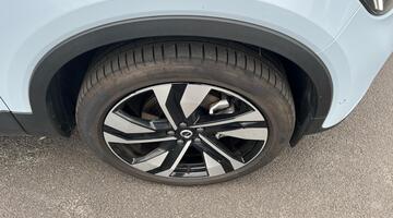 2025 Volvo 2.0 B4 MHEV Ultra Dark DCT Auto Euro 6 5-door (Blue) - Image: 30