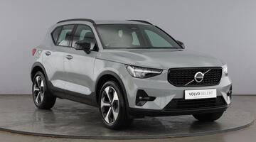 2024 Volvo 2.0 B3 MHEV Plus DCT Auto Euro 6 5-door (Grey) - Image: 1
