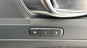 2024 Volvo 2.0 B3 MHEV Plus DCT Auto Euro 6 5-door (Grey) - Image: 19