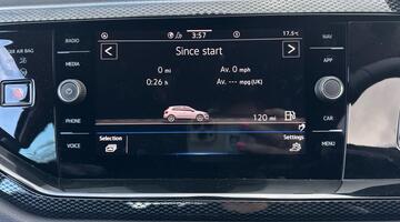 2025 Volkswagen 1.0 EVO Life Euro 6 5-door (Black) - Image: 39