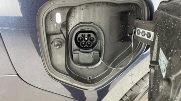 2024 Volkswagen Pro 77kWh Style Auto 5-door (Blue) - Image: 29