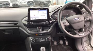 2017 Ford 1.0T EcoBoost Titanium Euro 6 5-door (Silver) - Image: 8