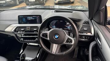 2022 BMW 2.0 30e 12kWh M Sport Auto xDrive Euro 6 5-door (Grey) - Image: 28