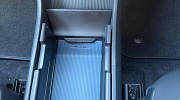 2025 Volvo Twin Performance 69kWh Ultra Auto 5-door (Blue) - Image: 51