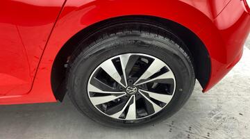 2021 Volkswagen 1.0 EVO Match Euro 6 5-door (Red) - Image: 28