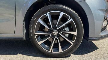 2024 Škoda 1.0 TSI Monte Carlo DSG Euro 6 5-door (Grey) - Image: 5