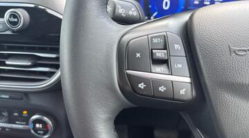 2021 Ford EcoBlue Titanium Edition Auto Euro 6 5-door (Blue) - Image: 21