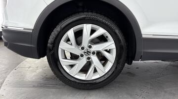 2020 Volkswagen TSI Life DSG Euro 6 5-door (White) - Image: 22