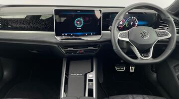 2025 Volkswagen TSI eHybrid 19.7kWh R-Line DSG Euro 6 5-door (Silver) - Image: 8