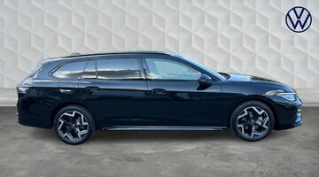 2025 Volkswagen ETSI MHEV R-Line DSG Euro 6 5-door (Black) - Image: 4