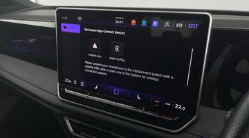 2024 Volkswagen 2.0 TDI R-Line DSG Euro 6 5-door (White) - Image: 13