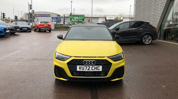 2022 Audi 1.0 TFSI 30 Black Edition Sportback Euro 6 5-door (Yellow) - Image: 9