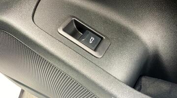 2025 Audi 100kWh Edition 1 Auto quattro 5-door (White) - Image: 20