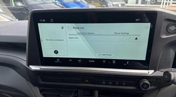 2025 Volkswagen 2.0 TDI T28 Commerce Plus FWD SWB Euro 6 5-door (White) - Image: 32