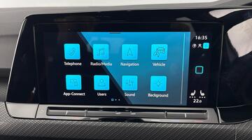 2021 Volkswagen 2.0 TDI R-Line Euro 6 5-door (Silver) - Image: 18