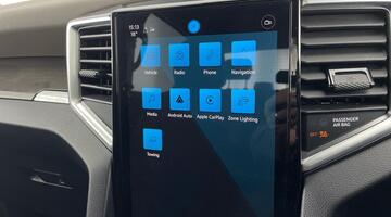 2024 Volkswagen 2.0 TDI Style Auto 4Motion Euro 6 4-door (Grey) - Image: 18