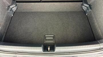 2023 Volkswagen 1.0 TSI Life Euro 6 5-door (Black) - Image: 30