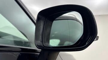 2025 Volvo 2.0h T6 18.8kWh Plus Black Edition Auto Euro 6 5-door (Black) - Image: 21