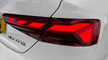 2021 Audi 2.0 TFSI 40 S line S Tronic Euro 6-door (White) - Image: 32