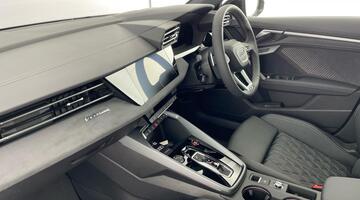 2025 Audi Saloon Black Edition TFSI 333 PS S tronic (Green) - Image: 2