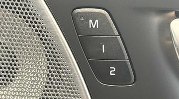 2025 Volvo 2.0h T8 18.8kWh Ultra Dark Auto Euro 6 5-door (Silver) - Image: 26