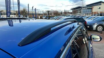 2025 Volkswagen TSI Match DSG Euro 6 5-door (Blue) - Image: 33