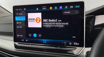 2024 Volkswagen TSI Match Euro 6 5-door (Blue) - Image: 14