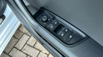 2025 Audi TFSI 35 S line Sportback S Tronic Euro 6 5-door (White) - Image: 13