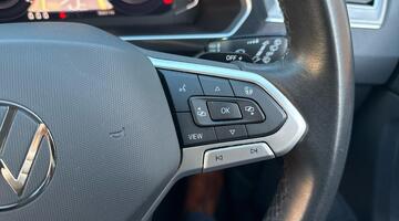 2022 Volkswagen TSI Active DSG Euro 6 5-door (Blue) - Image: 28