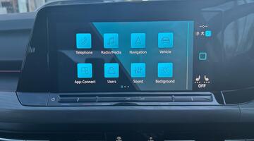 2022 Volkswagen TSI Style Euro 6 5-door (Red) - Image: 32