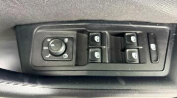 2023 Volkswagen 1.0 TSI Life Euro 6 5-door (Grey) - Image: 19