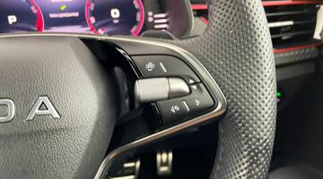 2025 Škoda 1.0 TSI Monte Carlo Edition DSG Euro 6 5-door (White) - Image: 25