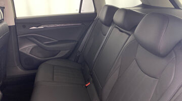 2025 Škoda 2.0 TDI SE L DSG Euro 6 5-door (Yellow) - Image: 40