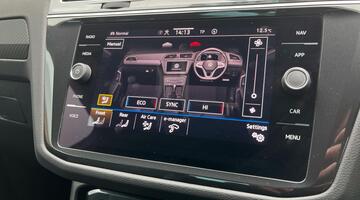 2023 Volkswagen TSI 13kWh R-Line DSG Euro 6 5-door (White) - Image: 28