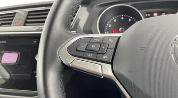 2022 Volkswagen TSI Active Euro 6 5-door (White) - Image: 12