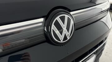 2025 Volkswagen 2.0 TDI Match DSG Euro 6 5-door (Black) - Image: 47
