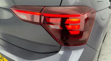 2023 Volkswagen 1.0 TSI Life Euro 6 5-door (Grey) - Image: 22