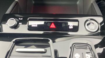 2025 Audi 100kWh S line Auto quattro 5-door (Grey) - Image: 23