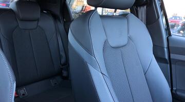 2025 Audi 1.0 TFSI 30 S line Sportback S Tronic Euro 6 5-door (Black) - Image: 37