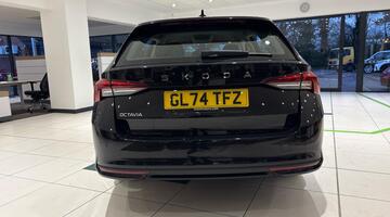 2024 Škoda TSI ACT SE Technology Euro 6 5-door (Black) - Image: 18