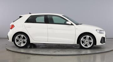 2023 Audi 1.0 TFSI 25 S line Sportback S Tronic Euro 6 5-door (White) - Image: 4