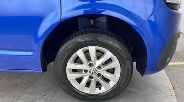 2024 Volkswagen 2.0 TDI T28 Highline DSG FWD SWB Euro 6 5-door (Blue) - Image: 5