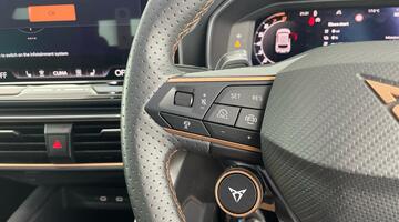 2025 CUPRA EHybrid 25.8kWh VZ2 DSG Euro 6 5-door (Grey) - Image: 14