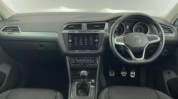 2022 Volkswagen TSI Active Euro 6 5-door (White) - Image: 8