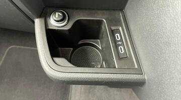 2020 Volkswagen 2.0 TDI Executive DSG Euro 6 5-door (Blue) - Image: 7