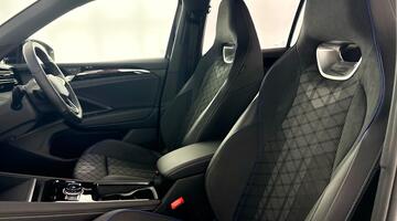 2025 Volkswagen ETSI MHEV R-Line DSG Euro 6 5-door (Black) - Image: 31