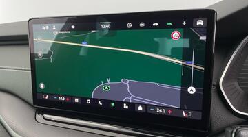 2025 Škoda TSI ACT SportLine Euro 6 5-door (Silver) - Image: 17