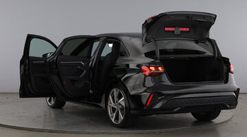 2025 Audi TFSI 35 Black Edition S Tronic Euro 6 4-door (Black) - Image: 11