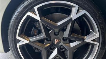 2025 CUPRA EHybrid 25.8kWh VZ1 DSG Euro 6 5-door (Grey) - Image: 19