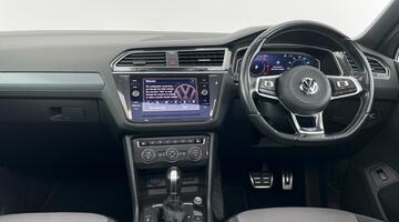 2019 Volkswagen 2.0 TDI R-Line Tech DSG 4Motion Euro 6 5-door (Grey) - Image: 8